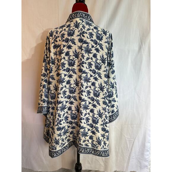 MAX STUDIO Womens 1X XL Blue White Floral Summer Kimono Jacket Wrap NWOT $98 - Picture 3 of 7